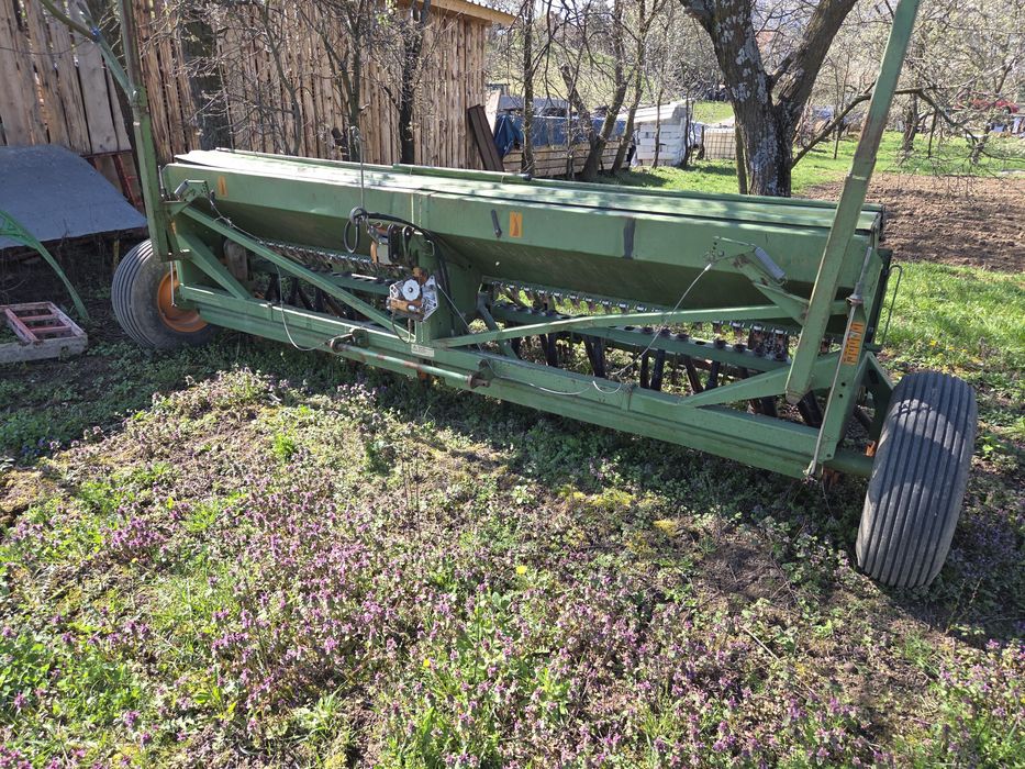Semanatoare Amazone D8-40 Super