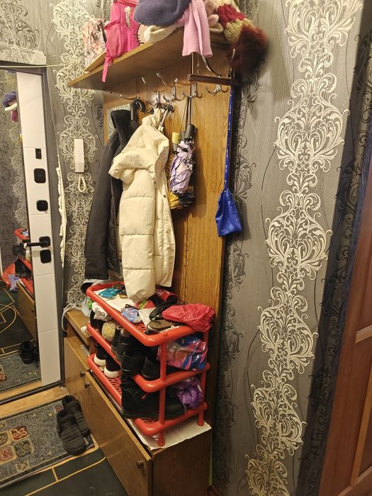 Прихожка продам срочно 5000тг