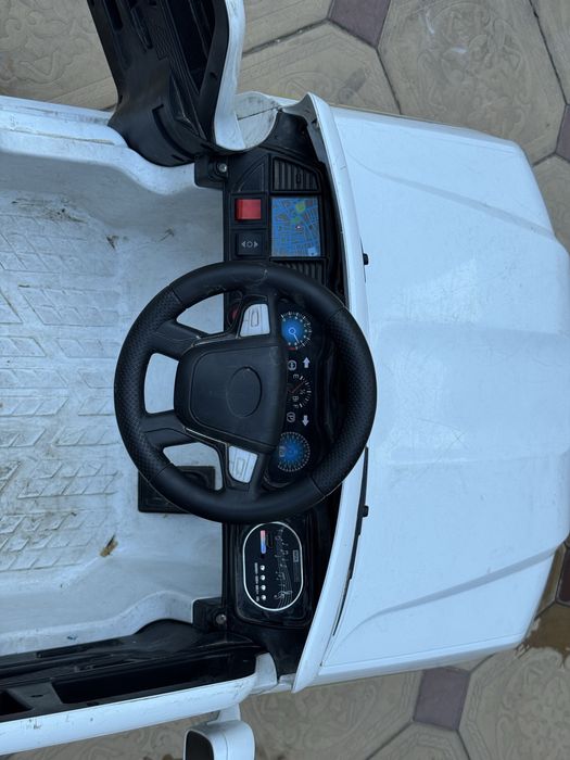 Электро мобиль десткий