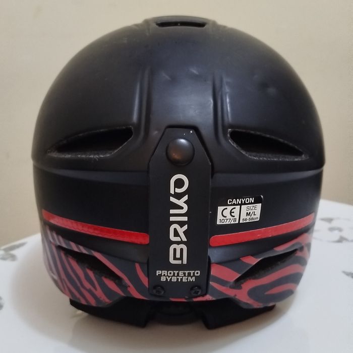 Шлем сноубордический BRICO