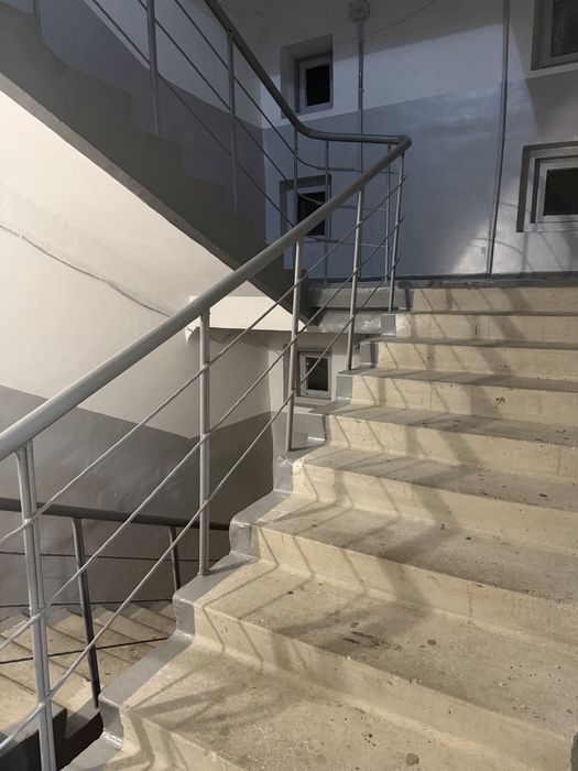 Продам 4 комн квартиру