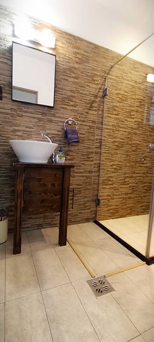Inchiriez Aparatament 2 camere central cu parcare