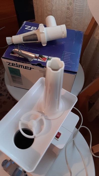 Masina de tocat carne Zelmer. Made in Poland.