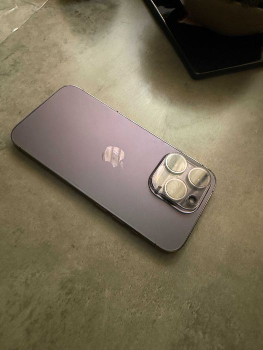 iPhone 14 Pro Deep Purple - 128 GB - Взиман лично от САЩ - Отлично състояние!