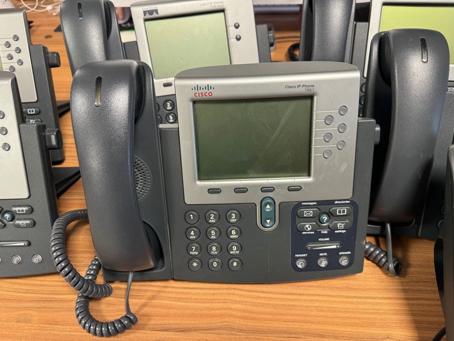 Cisco IP телефони 7961G-GE и 7906G
