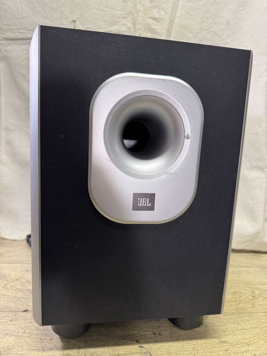 JBL SUB-140 8” bass