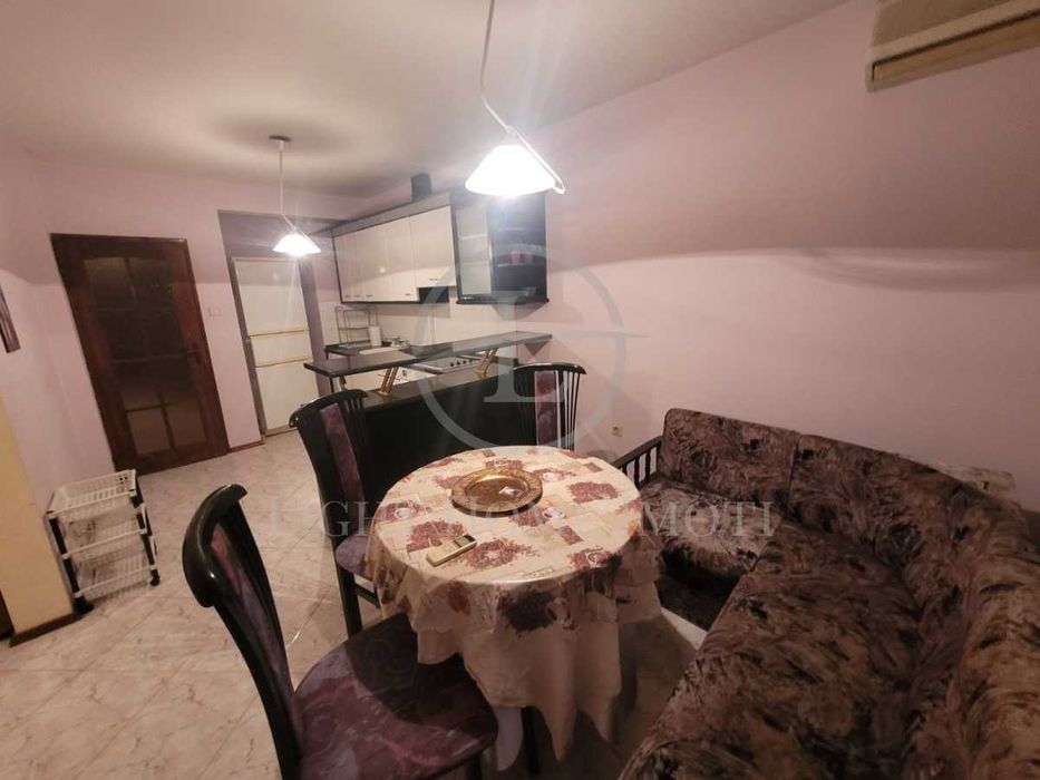 Продава се Тристаен апартамент в Пловдив, Кършияка - 104 кв.м за 1827 €/кв.м - Снимка #2
