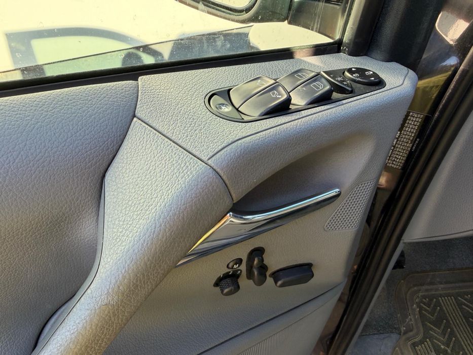 Mercedes Viano extra lung