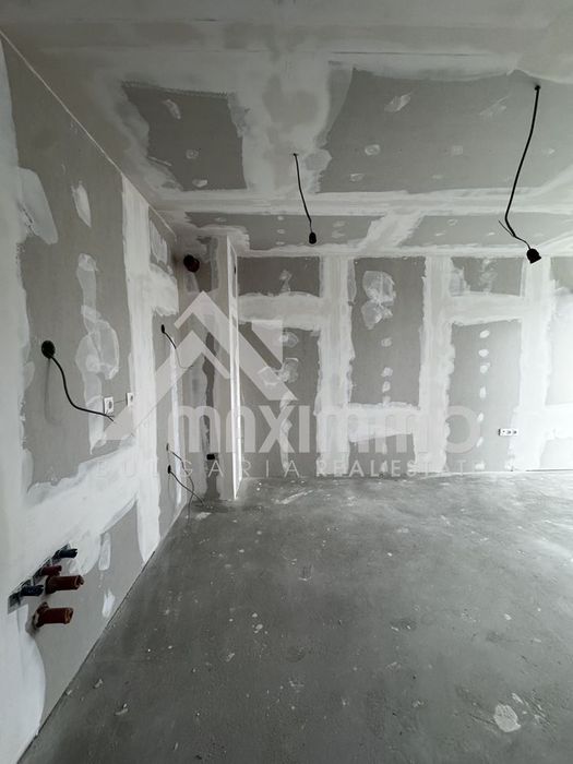 Продава се Тристаен апартамент в Варна, Аспарухово - 90 кв.м за 932 €/кв.м - Снимка #7