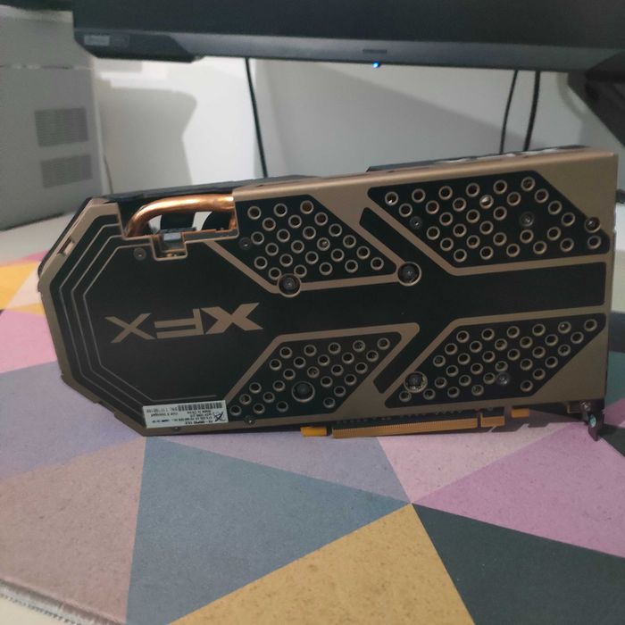 Placa video XFX GTS RX 580 XXX 8 GB