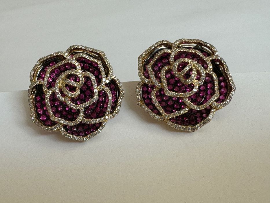 Феноменални 18К Златни Обеци с 4,4К Рубини и 3,2К Диаманти;  ТОП Цена!