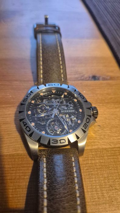 Ceas boderry automatic