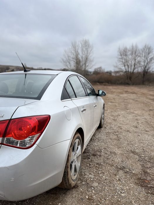 Шевралет круз состаяние хорошая