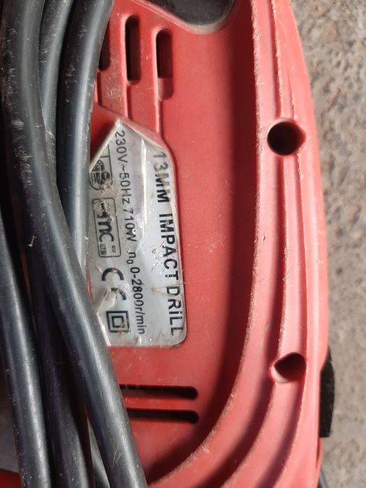 Bormașina cu percuție