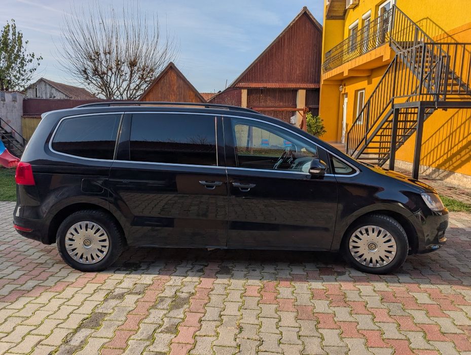 VW Sharan 7 locuri 2.0 CRTDI 140 cp