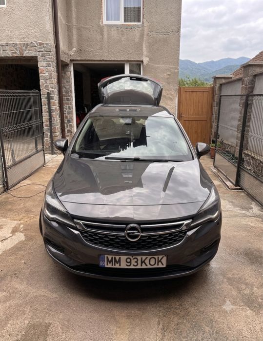 Vând Opel Astra K Sports Tourer (Break)