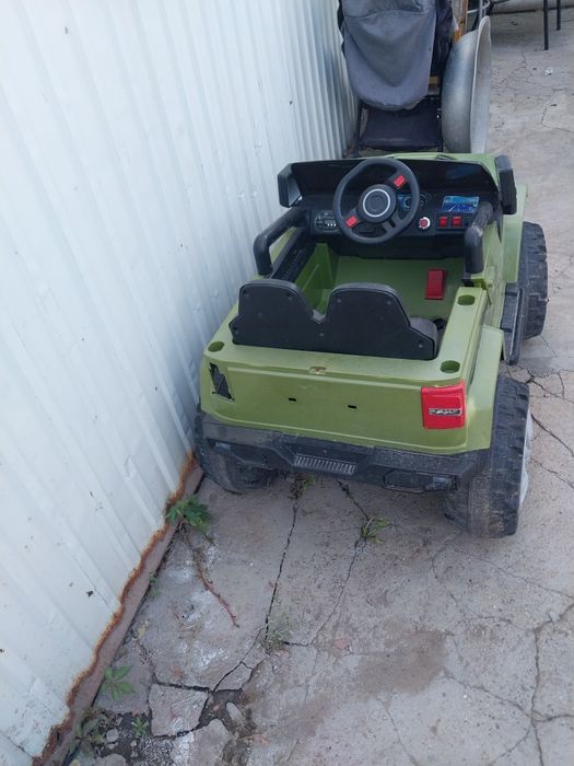 Продам машинку,  в отличном состоянии