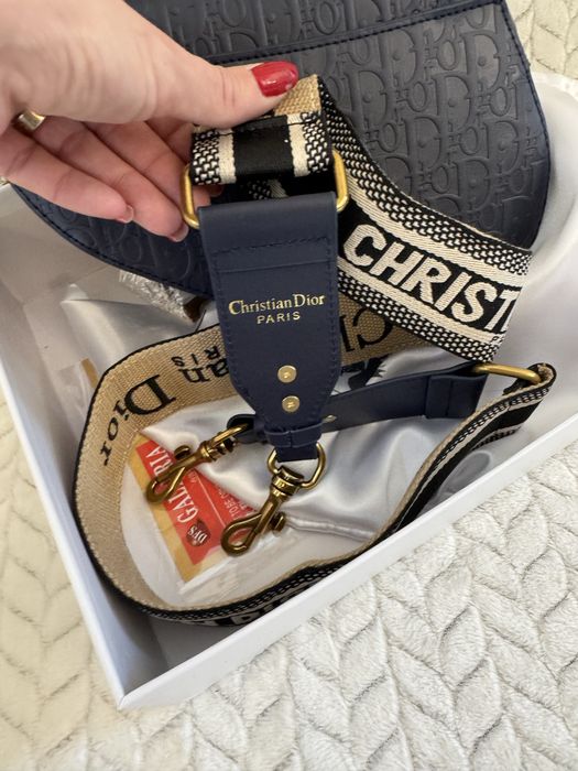 Дамска чанта нова