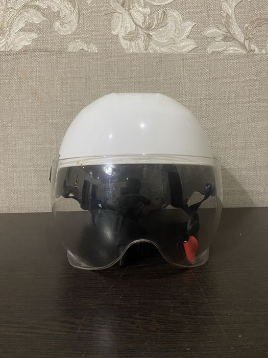 Шлем для мопеда,скутера,мотоцикла