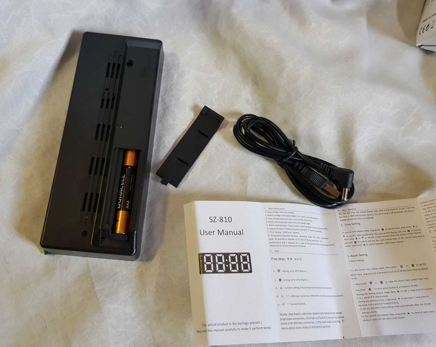 часовник LED настолен будилник аларма големи числа, дигитален, десктоп