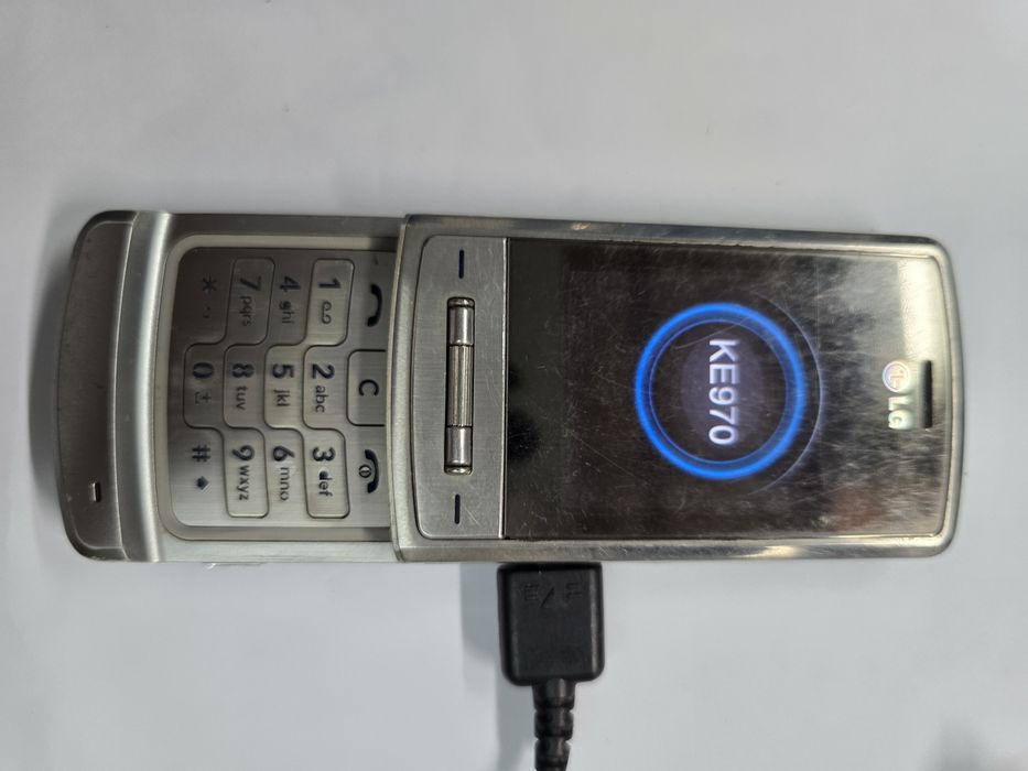 Telefon Colectie: LG KE970 Shine var. 1