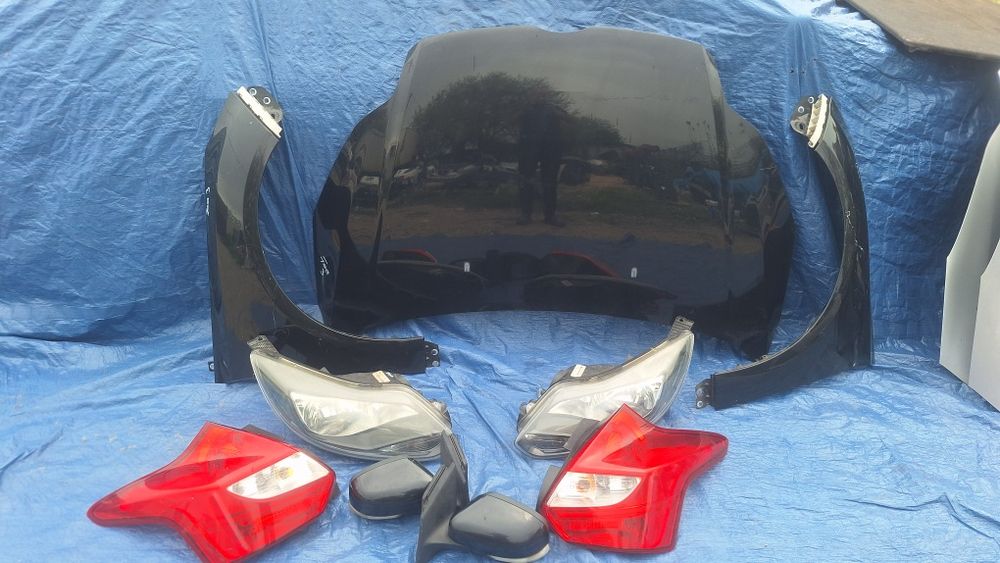 Fata completa ford focus 3 2.0 tdci  bara capota faruri tragar aripi oglinzi  triple