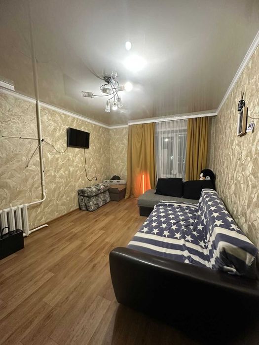 продам 2 комн квартиру