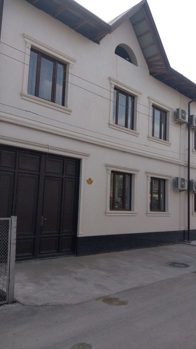 .   Срочна Уй сотилади Амир Темур махалада 2.16 сот