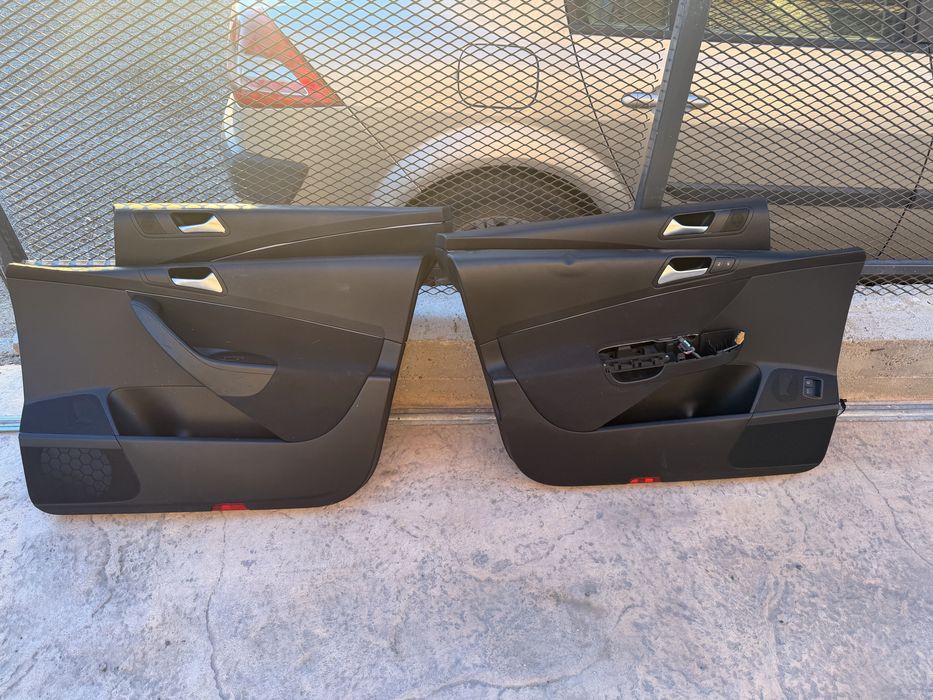 Fete fata de usi usa material negru vw passat b6 break ( combi)