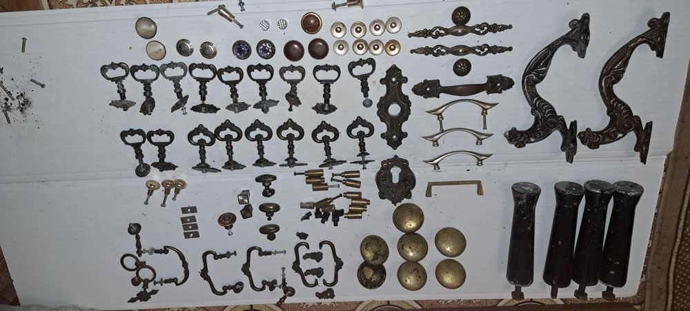 Старинная мебель аксессуары.