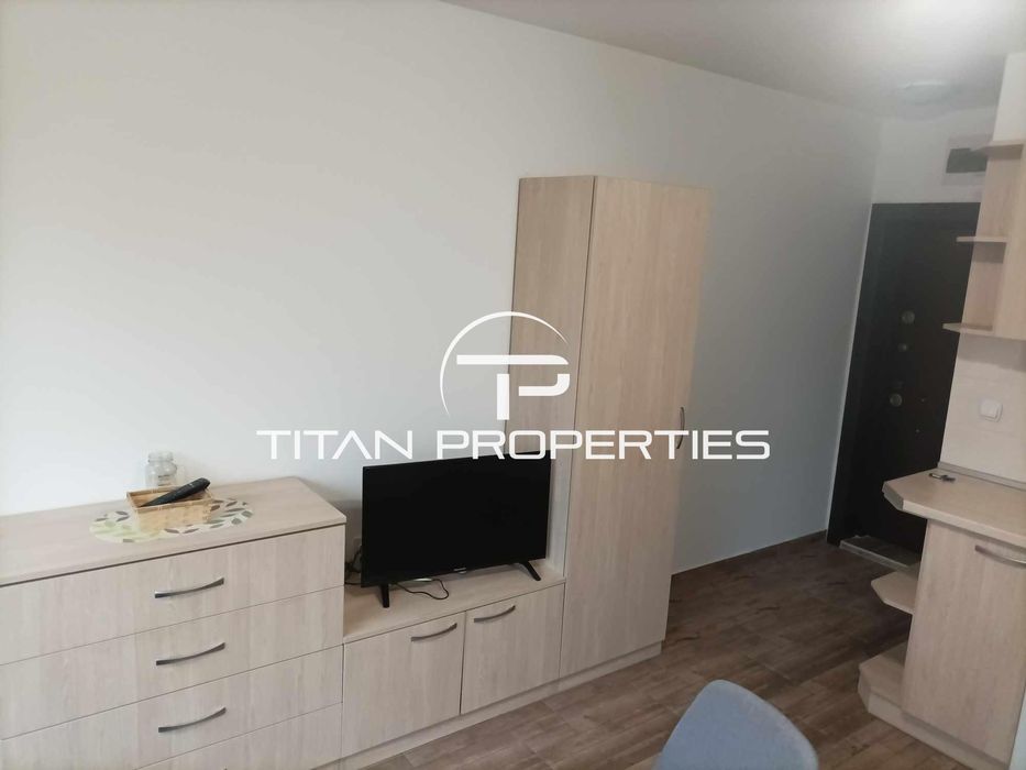 Дава се под наем Едностаен апартамент в Пловдив, Кършияка - 35 кв.м за 300 € - Снимка #1