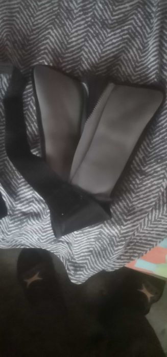 Шина за глезен Aircast , проходилка и патерици