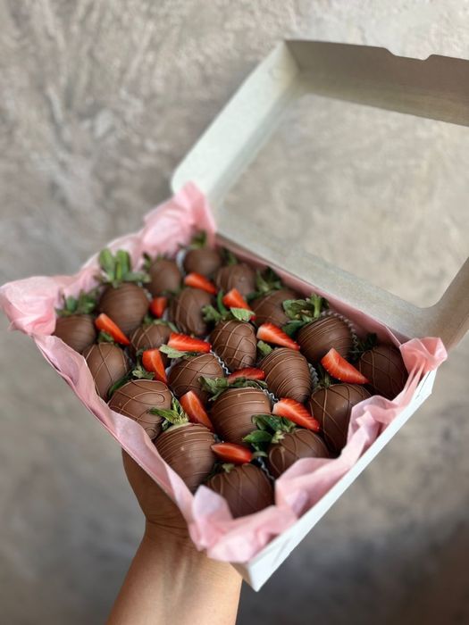 клубника в шоколаде