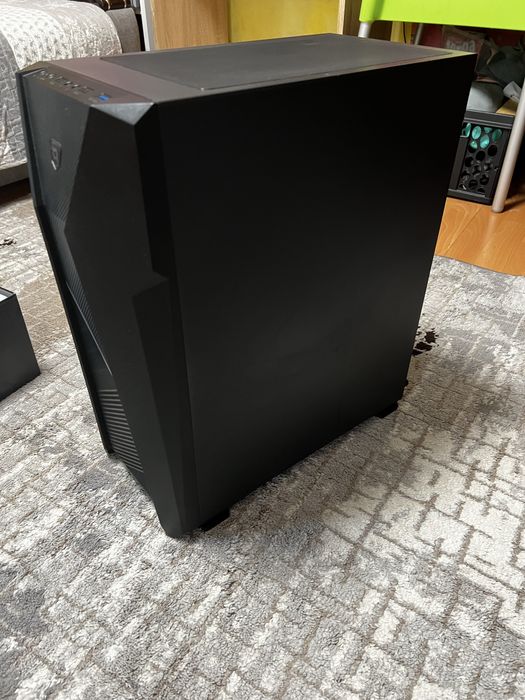 Carcasa pc Aqirys cu 3fan RGB