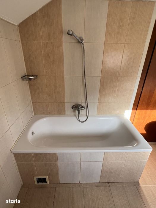 Comision 0 - zona Kaufland - Apt. cu 4 camere pe 2 niveluri - CT/AC