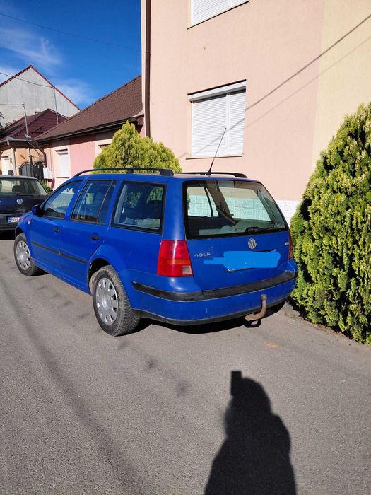 Vand VW GOLF VARIANT an de fabricatie 2001