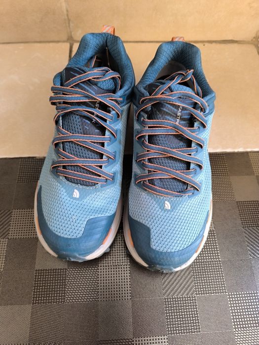 North face маратонки и Salewa туристически обувки