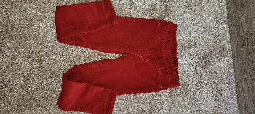 Lot haine fetițe H&M/ C&A noi: pantalon de catifea+bluza catifelată