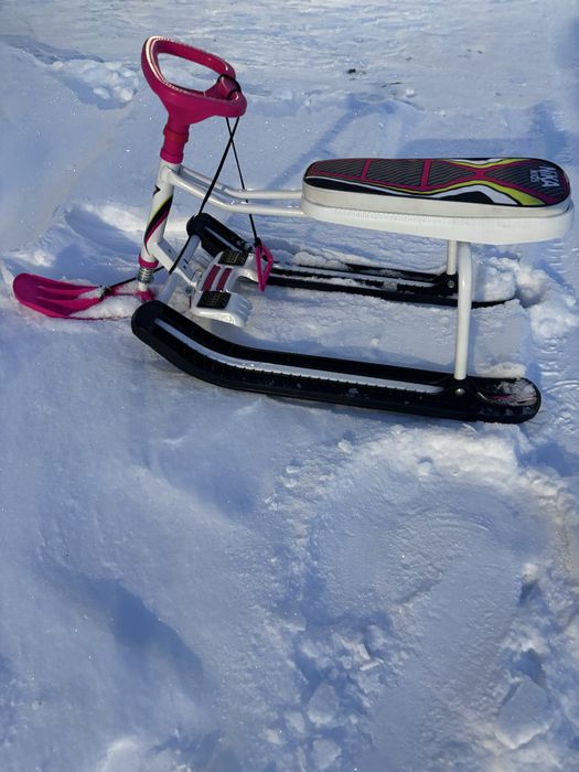 Продам снегокат.