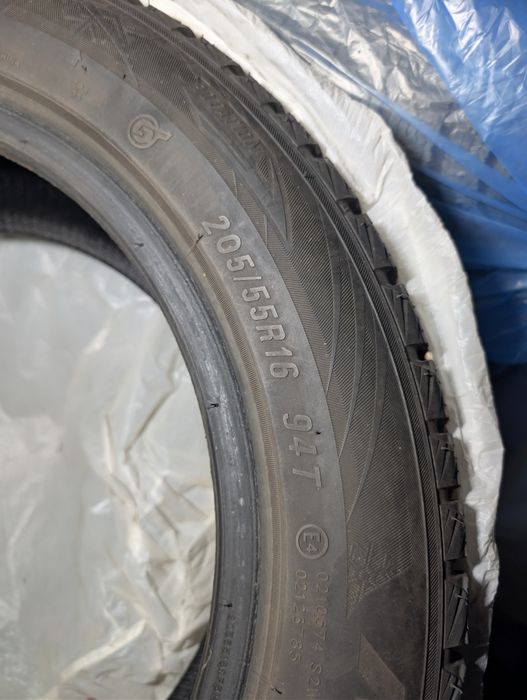 Продам зимняя резина MAXXIS 205/55/16