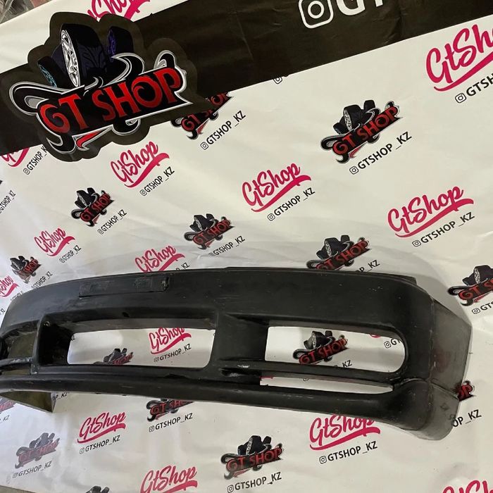 Бампер  ниссан цефиро а32