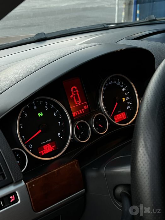 •Volkswagen Touareg 3.6FSI•
