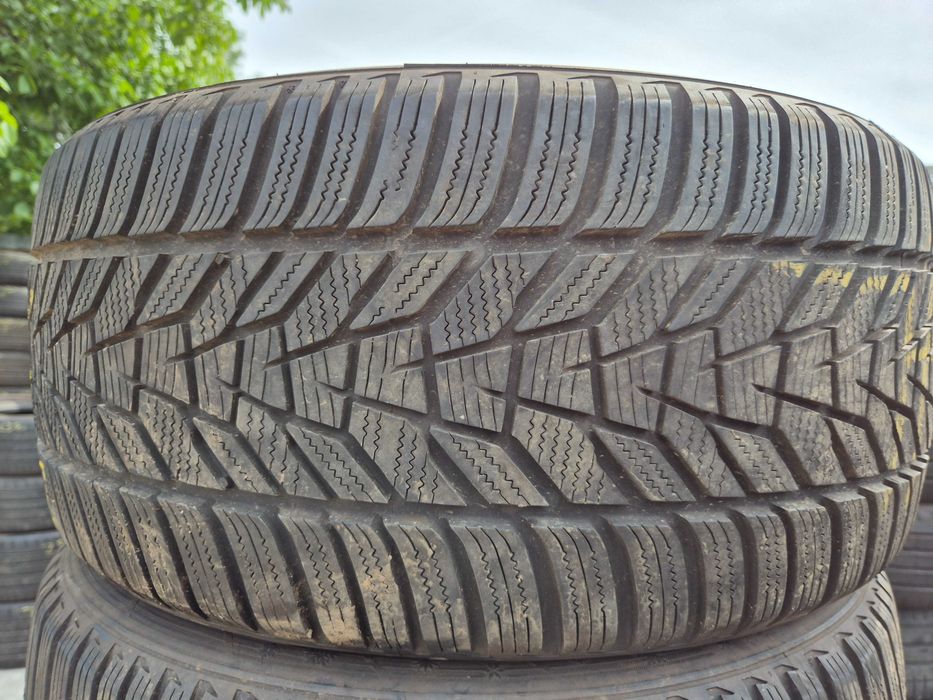 2 Anvelope M+S IARNA - 255/40/18 99V - Hankook Winter I*CEPT EVO 3 - CA NOU - DOT 2023 !