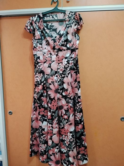 Платье  разные цены