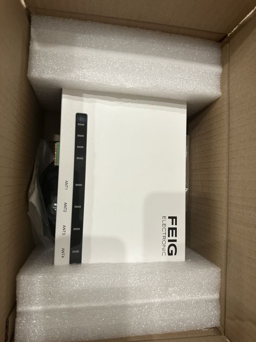 Стационарный считыватель карт FEIG ID ISC.LRU1002-EU UHF