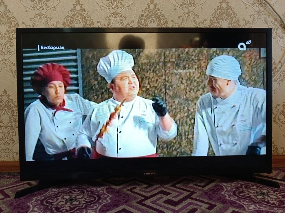 Телевизор продаётся.