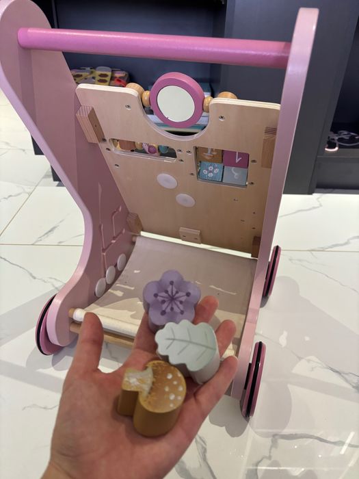 Little Dutch проходилка