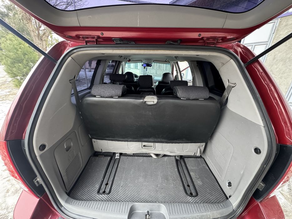 Киа карнивал срочна сотилади