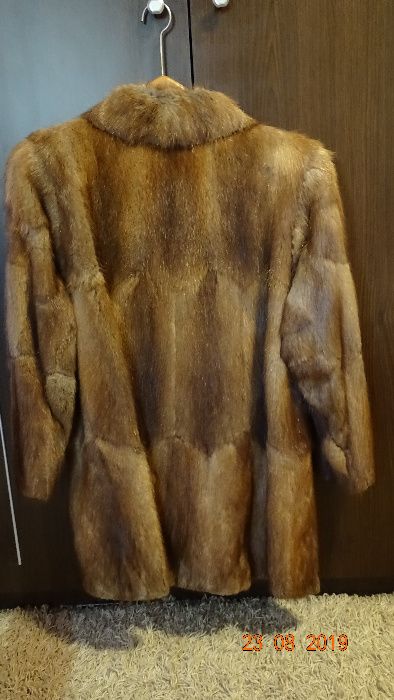 haina blana de vulpe