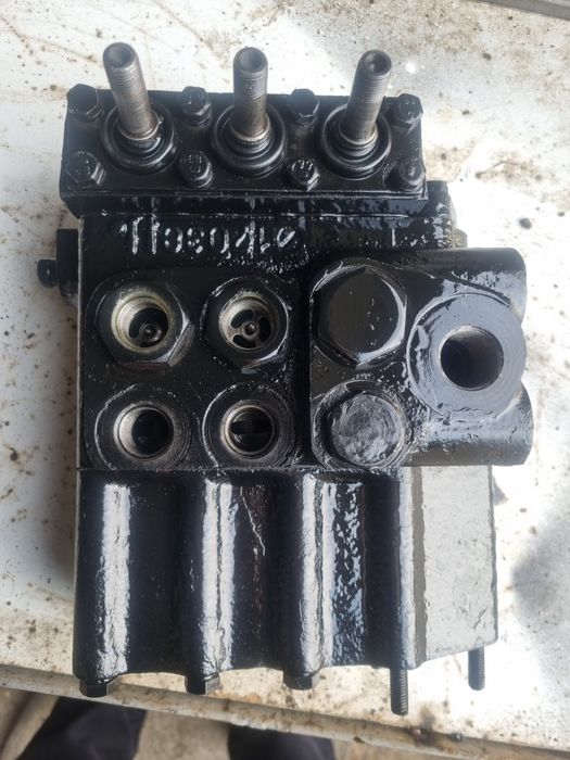 Дозатор. Распределитель. Цилиндр ремонт.